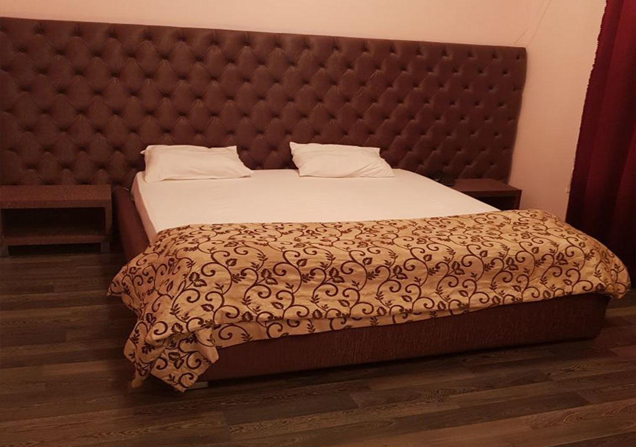 تشيسيناو Emperum Nelson Hotel المظهر الخارجي الصورة