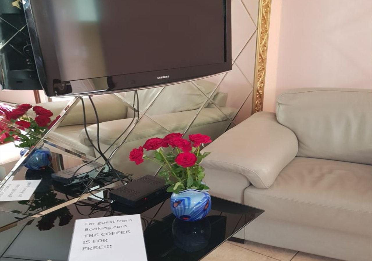 تشيسيناو Emperum Nelson Hotel المظهر الخارجي الصورة